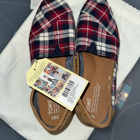 TOMS Red Checkered Plaid canvas - Picture 3 of 5